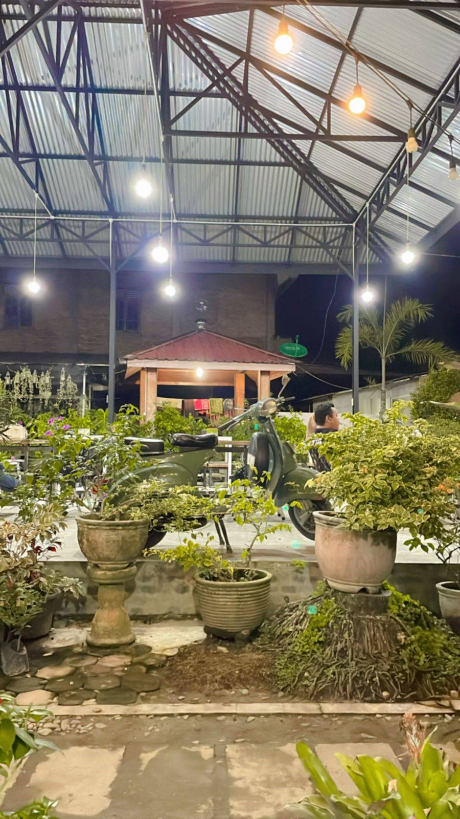 Cafe Bunga Tanjung Balai