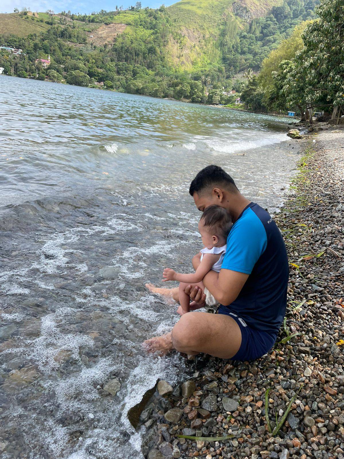 Pantai Salbe Tigaras Danau Toba